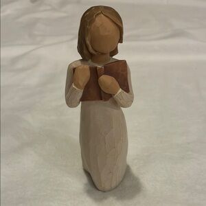 Love of Learning sculpted figure by Susan Lordi | Willow Tree